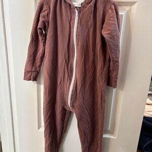 Tiny Button Apparel hooded romper